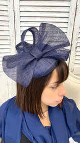 Cappellino con Fiocco Blu