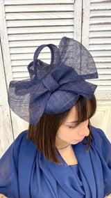 Cappellino con Fiocco Blu