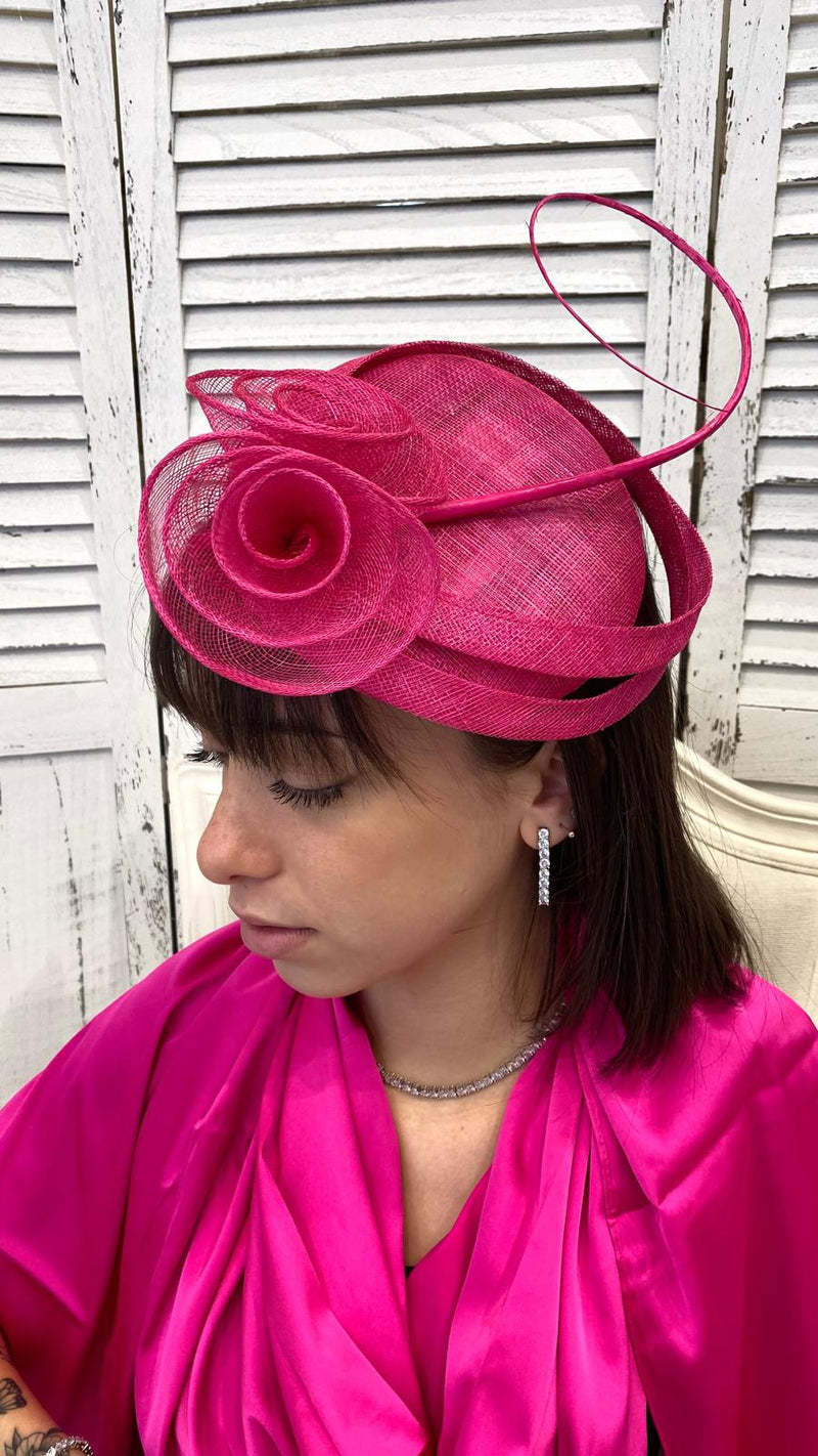 Cappellino con Doppia Rosa