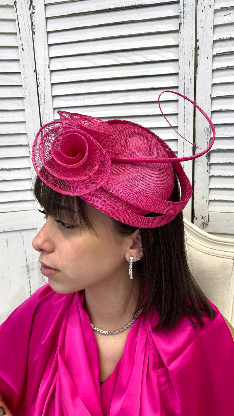 Cappellino con Doppia Rosa