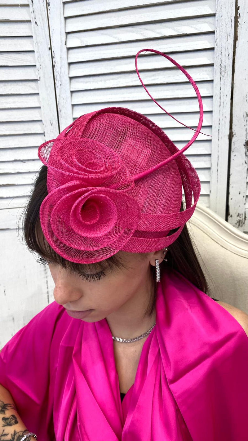 Cappellino con Doppia Rosa