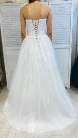 Abito da Sposa Scollo a Cuore by ViaMontenapoleone